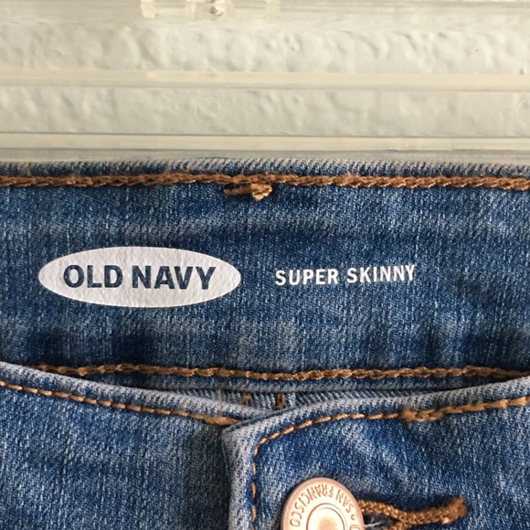 3/$25 Old Navy Super Skinny Jeans - Picture 4 of 5